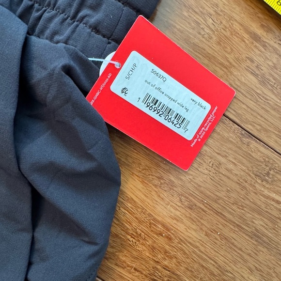 NWT Spanx Out Of Office Elastic Waist Crop Wide Leg Pants Black Petite S - Picture 9 of 12